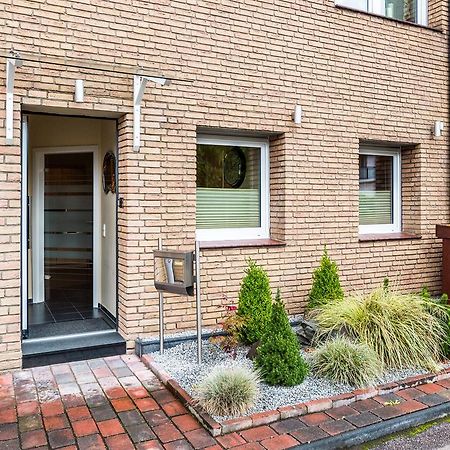 Design Apartment In Koeln Mit Terrasse Rum bild