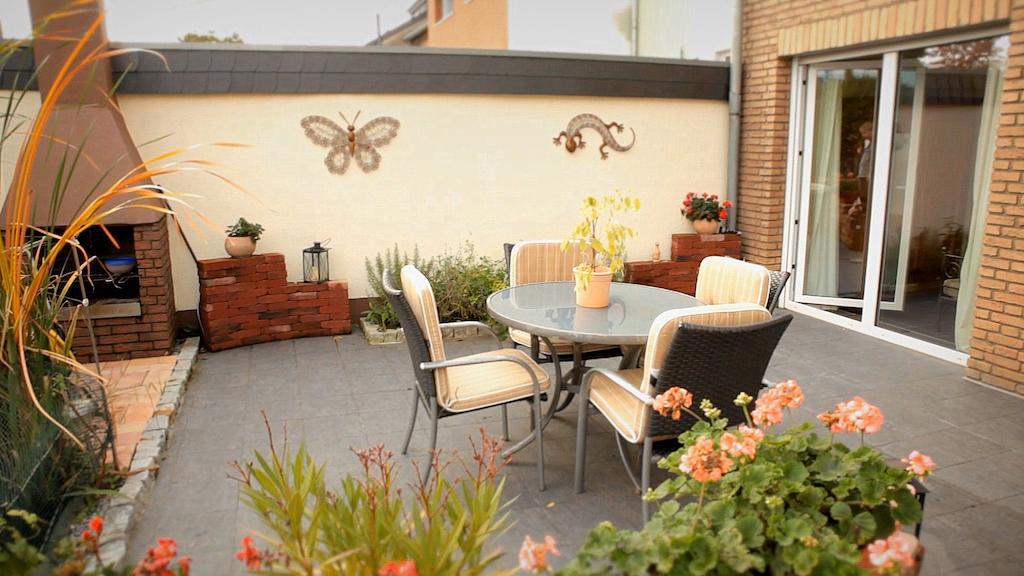 Design Apartment In Koeln Mit Terrasse Rum bild